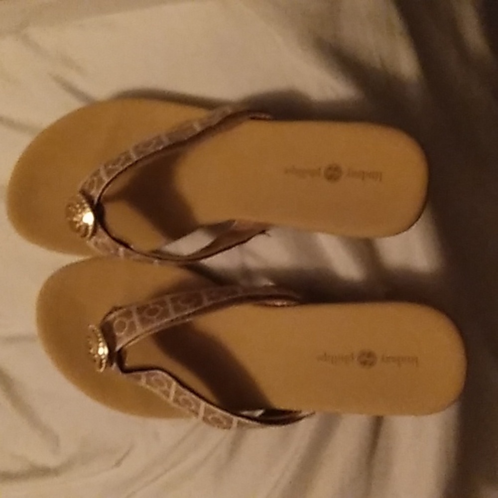 Sandal